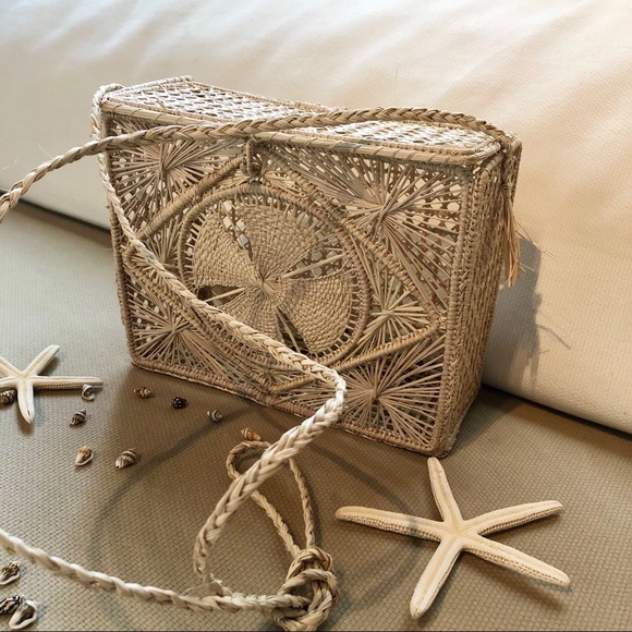 Rectangular Straw Bag - Picture 4 of 8